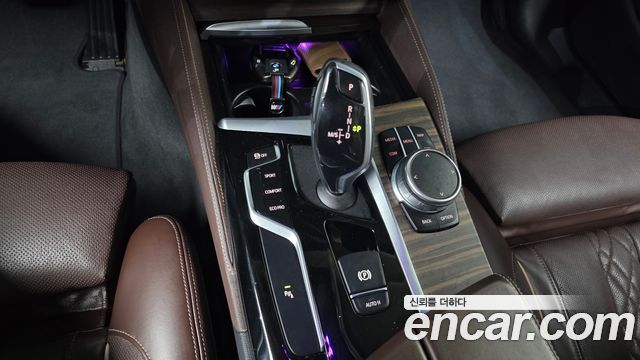 BMW 5 Series (G30) 520d Luxury Plus 2020 — фото 9