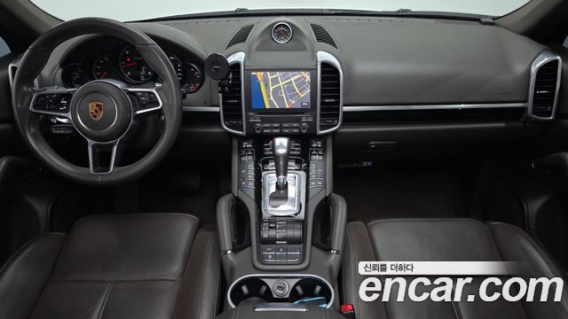 Porsche Cayenne 3.0 Diesel Platium Edition 958 2017 — фото 7