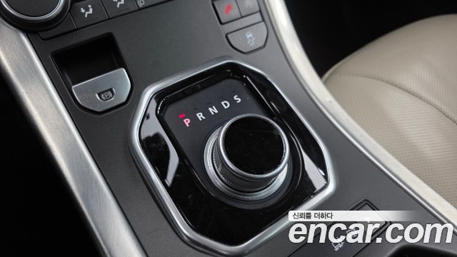 Land Rover Range Rover Evoque 2.0 TD4 HSE 2016 — фото 9