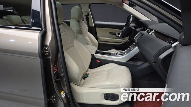 Land Rover Range Rover Evoque 2.0 TD4 HSE 2016 — фото 11