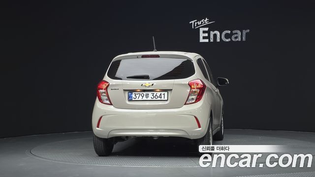 Chevrolet Spark LT 2021 — фото 4