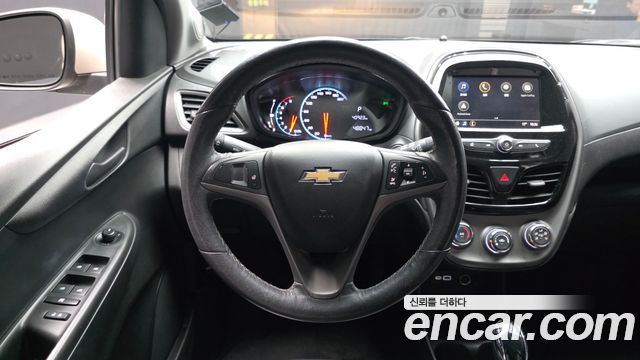 Chevrolet Spark LT 2021 — фото 13