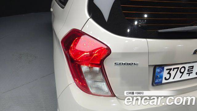 Chevrolet Spark LT 2021 — фото 23