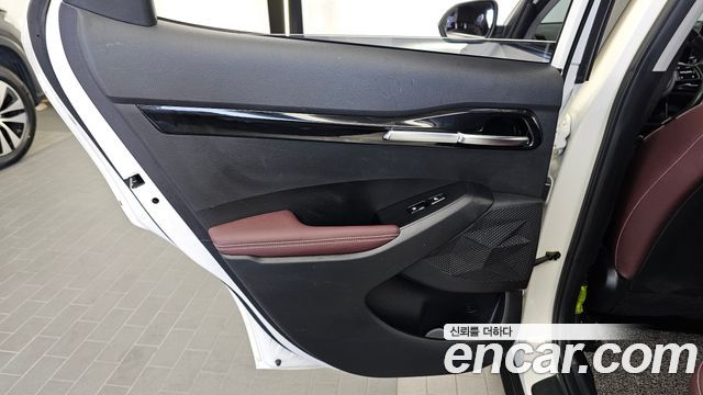 Kia Seltos Gasoline 1.6 Turbo 2WD Signature 2022 — фото 25