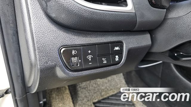 Kia Seltos Gasoline 1.6 Turbo 2WD Signature 2022 — фото 32