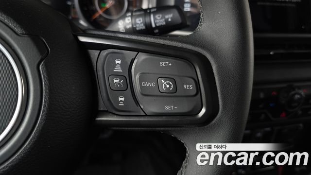 Jeep Wrangler (JL) 2.0 Rubicon Power Top 4Door 2025 — фото 16