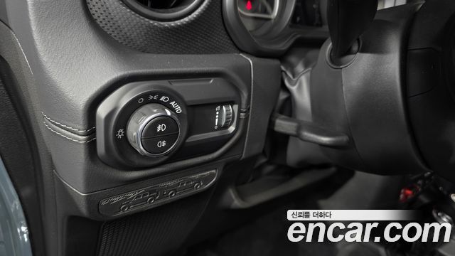 Jeep Wrangler (JL) 2.0 Rubicon Power Top 4Door 2025 — фото 19