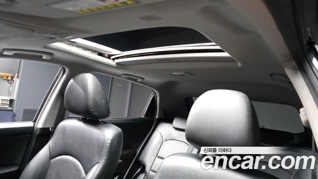 KG Mobility (SsangYong) Style Korando C 2.2 RX 2WD DLX 2017 — фото 18