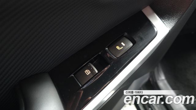 KG Mobility (SsangYong) Style Korando C 2.2 RX 2WD DLX 2017 — фото 19