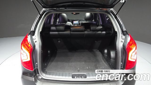 KG Mobility (SsangYong) Style Korando C 2.2 RX 2WD DLX 2017 — фото 20