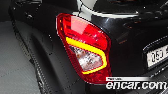 KG Mobility (SsangYong) Style Korando C 2.2 RX 2WD DLX 2017 — фото 23