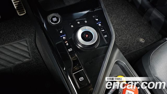 Kia Niro Signature 2022 — фото 9