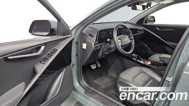 Kia Niro Signature 2022 — фото 10
