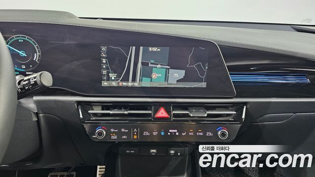 Kia Niro Signature 2022 — фото 13