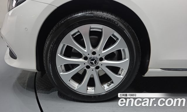 Mercedes-Benz E-Class (W213) E220d 4MATIC Exclusive 2020 — фото 5