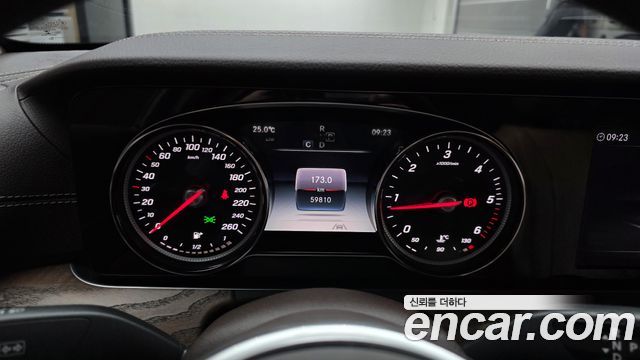 Mercedes-Benz E-Class (W213) E220d 4MATIC Exclusive 2020 — фото 8