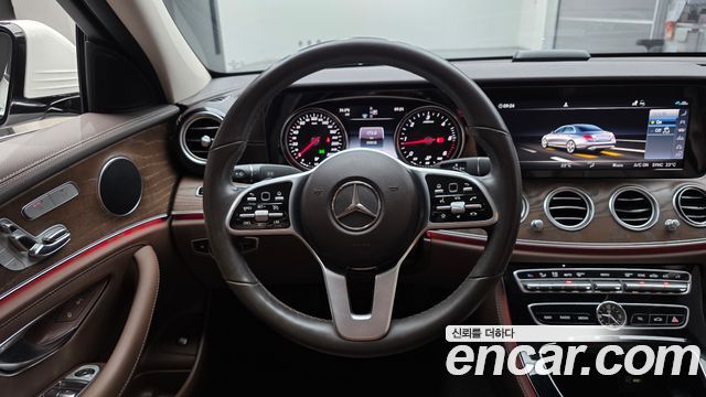 Mercedes-Benz E-Class (W213) E220d 4MATIC Exclusive 2020 — фото 13