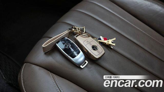 Mercedes-Benz E-Class (W213) E220d 4MATIC Exclusive 2020 — фото 15
