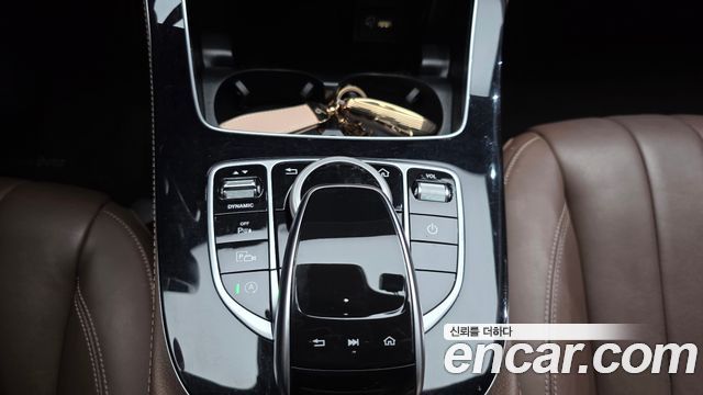Mercedes-Benz E-Class (W213) E220d 4MATIC Exclusive 2020 — фото 17