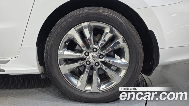 Kia Carnival 9-seater Noblesse 2017 — фото 21
