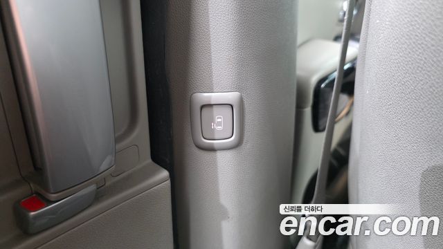 Kia Carnival 9-seater Noblesse 2017 — фото 32