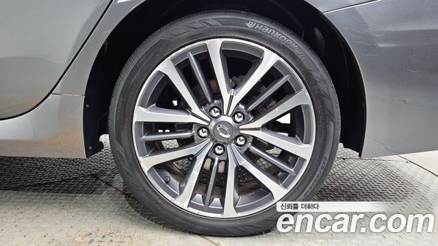 Renault Korea SM7 Nova LPLI 2.0 LPe 2019 — фото 21