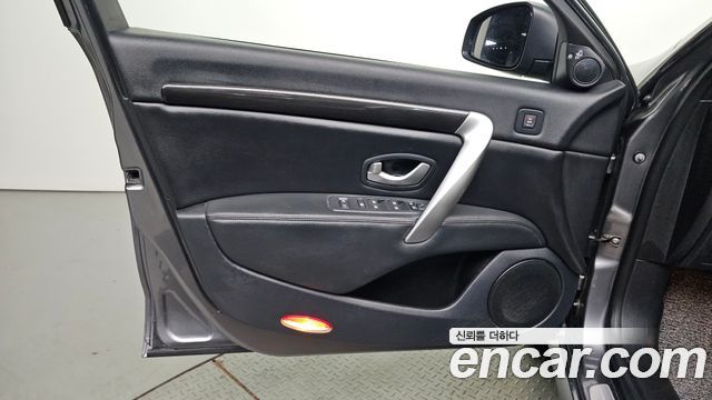 Renault Korea SM7 Nova LPLI 2.0 LPe 2019 — фото 24