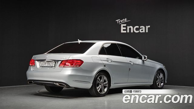 Mercedes-Benz E-Class (W212) E220 Bluetec Avantgarde 2016 — фото 2