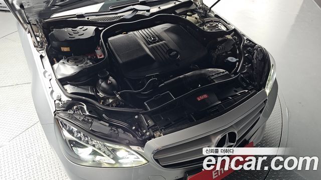 Mercedes-Benz E-Class (W212) E220 Bluetec Avantgarde 2016 — фото 6