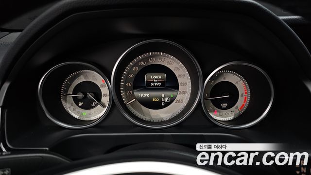 Mercedes-Benz E-Class (W212) E220 Bluetec Avantgarde 2016 — фото 8