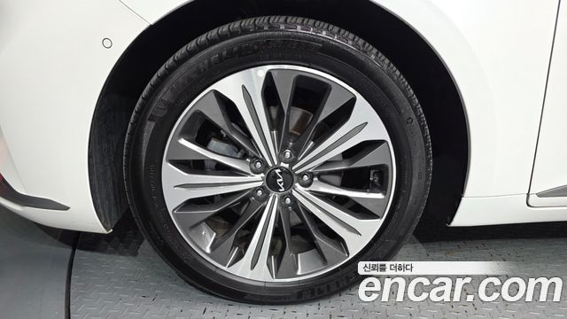 Kia K8 Hybrid Signature Special 2023 — фото 5