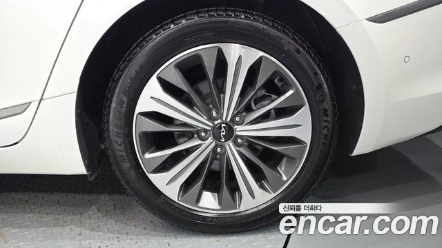 Kia K8 Hybrid Signature Special 2023 — фото 21