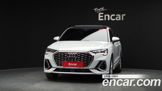 Audi Q3 (F3) 35 TDI Premium Sportback 2022 — фото 3