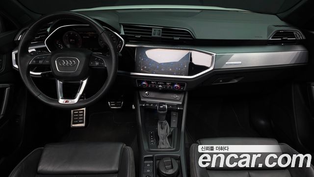 Audi Q3 (F3) 35 TDI Premium Sportback 2022 — фото 7