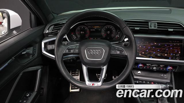 Audi Q3 (F3) 35 TDI Premium Sportback 2022 — фото 13