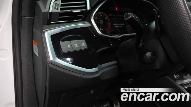 Audi Q3 (F3) 35 TDI Premium Sportback 2022 — фото 18