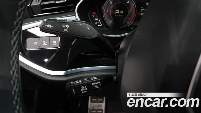 Audi Q3 (F3) 35 TDI Premium Sportback 2022 — фото 30