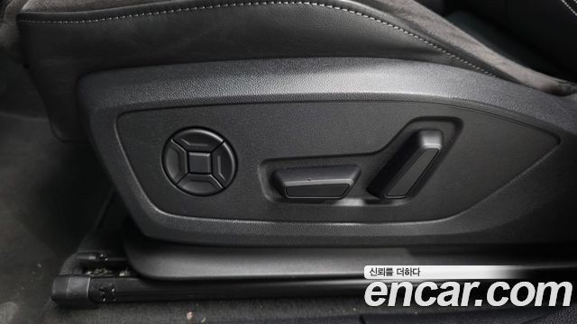 Audi Q3 (F3) 35 TDI Premium Sportback 2022 — фото 32