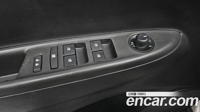 Chevrolet Spark LT 2020 — фото 16