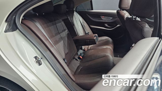 Mercedes-Benz CLS-Class (C257) CLS400d 4MATIC AMG Line 2019 — фото 11