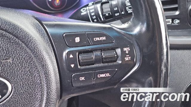 Kia Sorento Diesel 2.0 2WD Prestige 2017 — фото 18