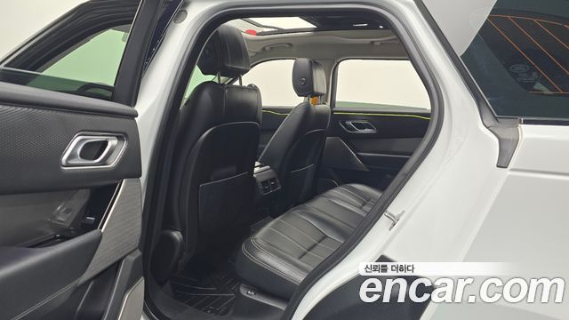 Land Rover Range Rover Velar 2.0 D240 SE 2019 — фото 15