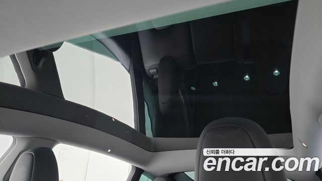 Tesla Model Y RWD 2023 — фото 15