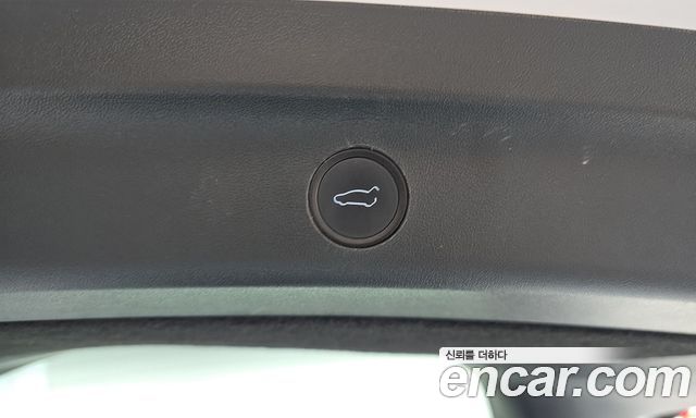 Tesla Model Y RWD 2023 — фото 16