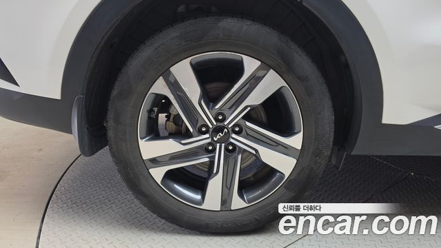 Kia Sorento (IV) HEV 1.6 2WD Noblesse 2023 — фото 5
