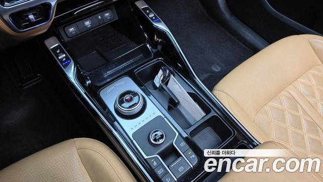 Kia Sorento (IV) HEV 1.6 2WD Noblesse 2023 — фото 9