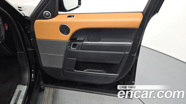 Land Rover Range Rover Sport (II) 3.0 SDV6 AB Dynamic 2019 — фото 24