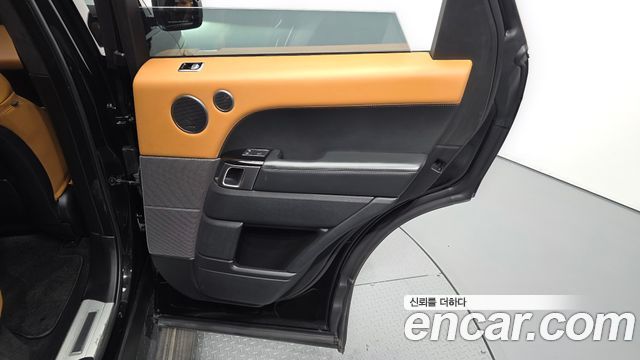 Land Rover Range Rover Sport (II) 3.0 SDV6 AB Dynamic 2019 — фото 25