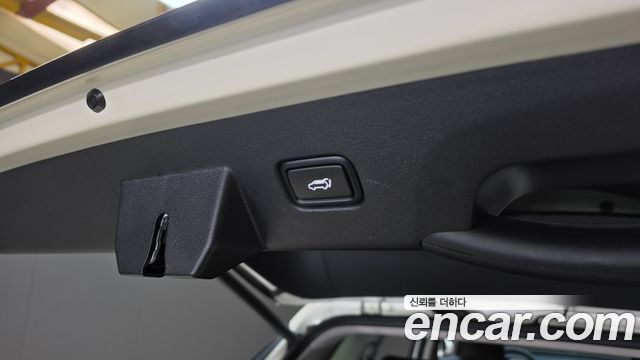 Kia Sportage Hybrid (V) Nobleless 2WD 2024 — фото 20
