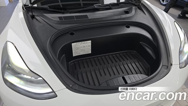 Tesla Model 3 Standard Range Plue RWD 2021 — фото 6